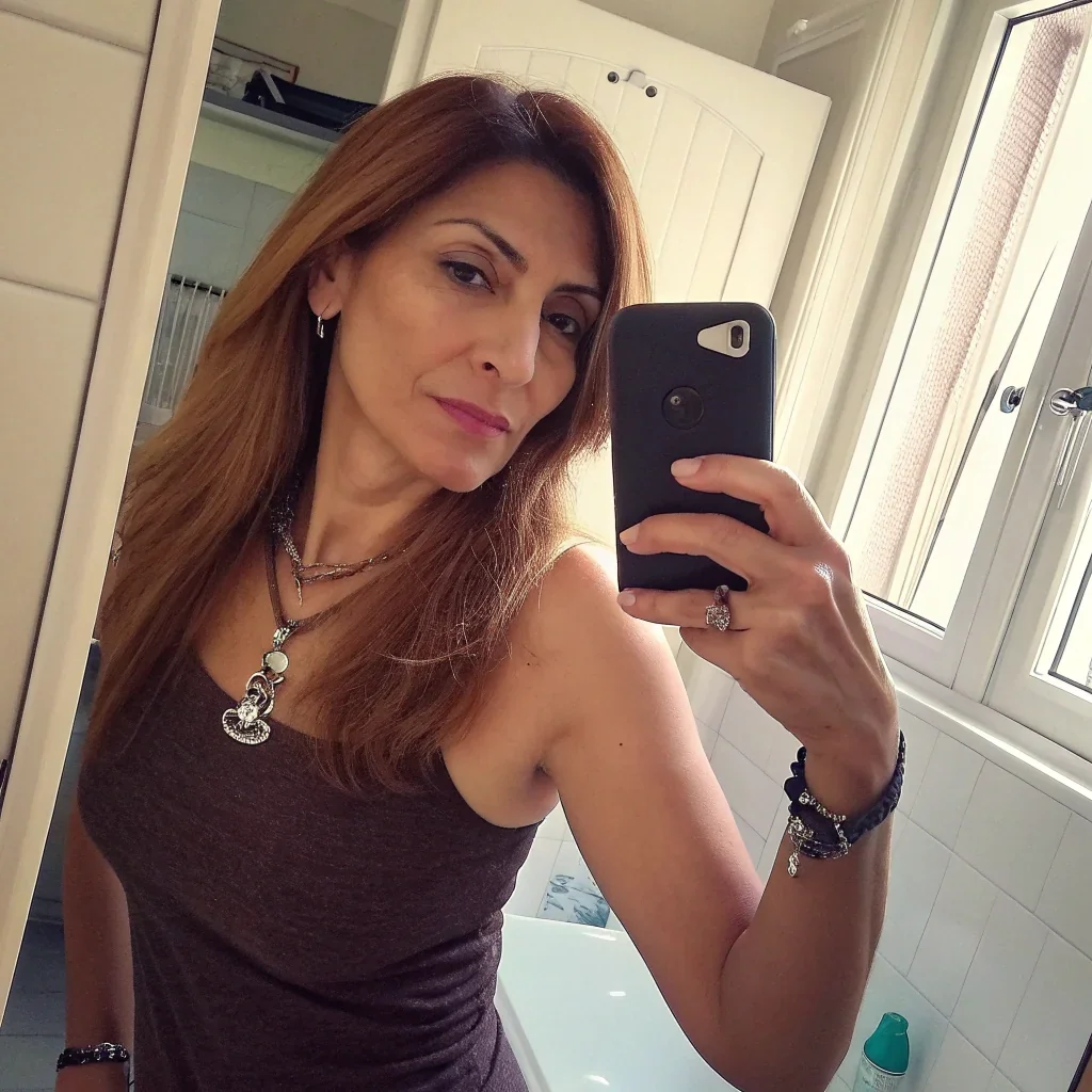 Amira